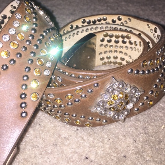 Belt - Picture 2 of 3