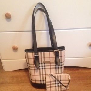 Burberry Small Bucket Tote