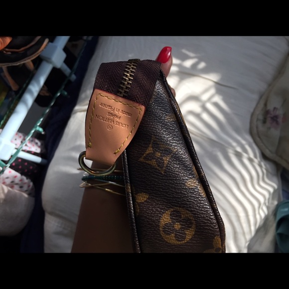 LV clutch - Picture 2 of 4