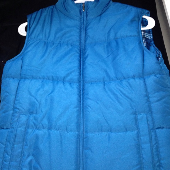Blue reversible vest