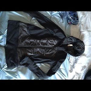 Lulu lemon jacket size 10