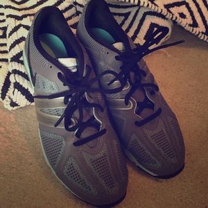 ✨Nike Max Trainer Excel Sneakers!✨