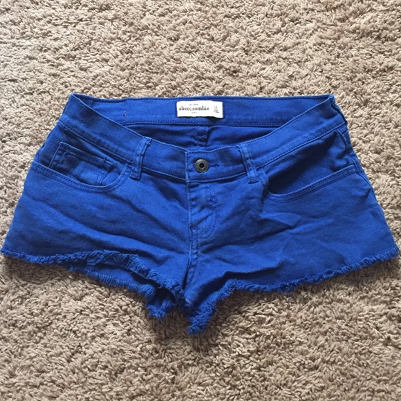 Abercrombie blue shorts (kids)