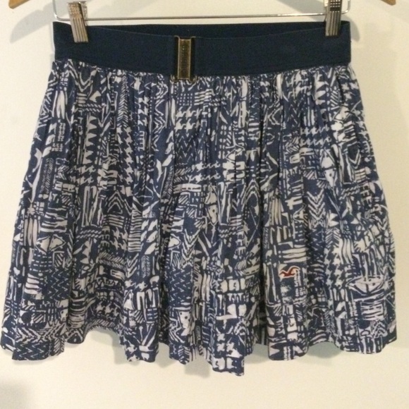 Hollister skirt