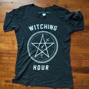 Witching hour FEATHERHEARTS tee