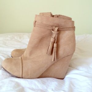 Forever 21 booties