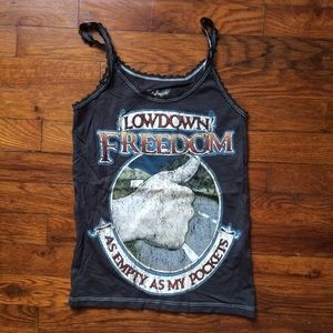Lowdown freedom tank + live to ride tank