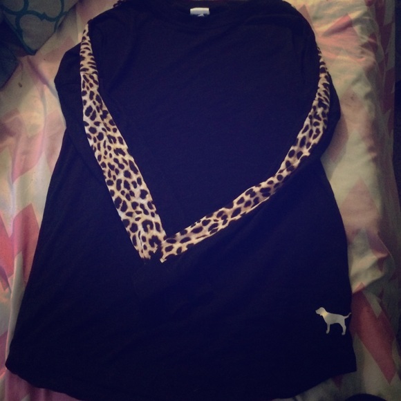 PINK crew brand new without tags! Never worn!