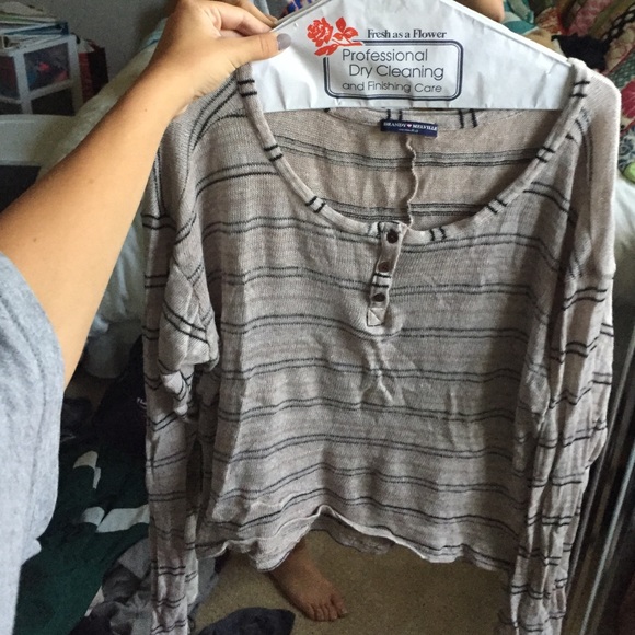 Brandy Melville sweater