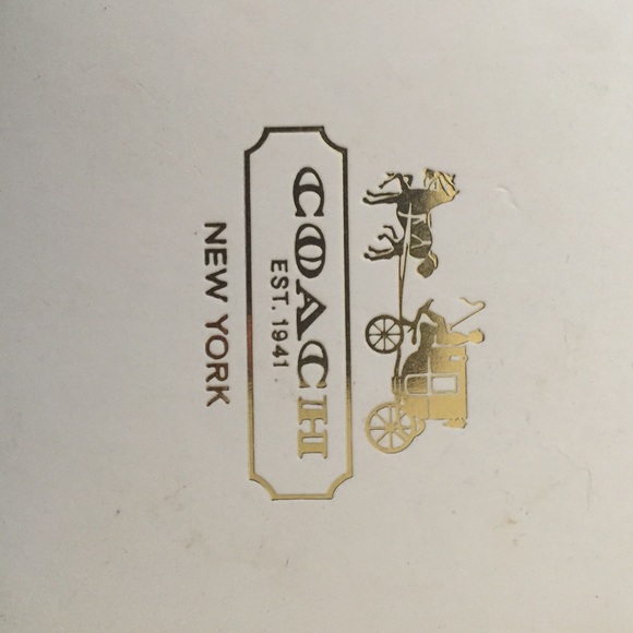 Coach Watch - Picture 3 of 3