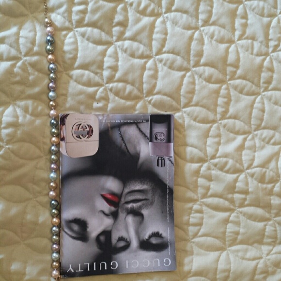 Simulated pearl necklace - Picture 4 of 4