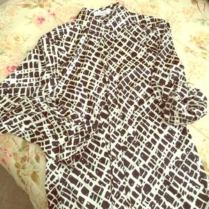 BNWOT Calvin Klein printed blouse!