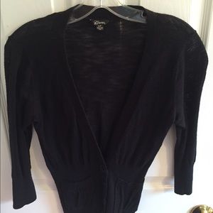 Guess light weight black cardigan! New low price💥