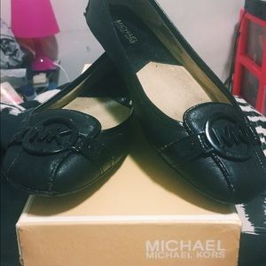 Michael Kors flats