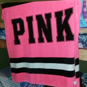 VS PINK blanket
