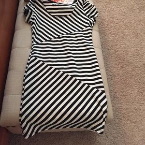 NWOT! 💗💗💗Form fitting dress, brand new! 🎀🎀