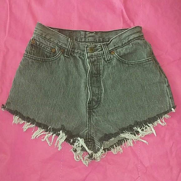levis short