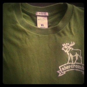 Abercrombie &fitch muscle shirt wrinkled but new