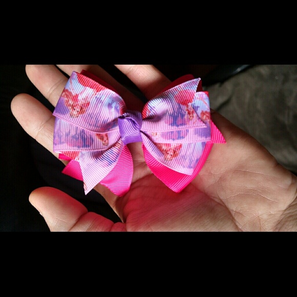 Hair bow