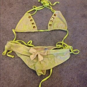 Sweettreat Bikinis size small