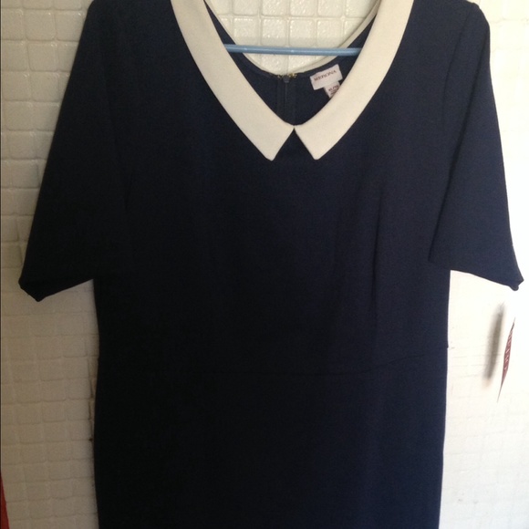 Navy and cream Peter Pan collar dress