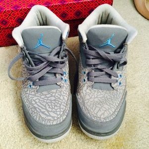 Grey jordans