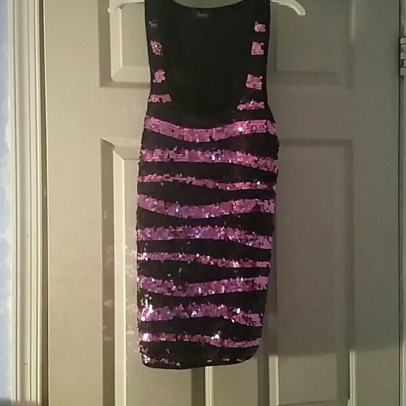 Sexy sparkly fun top great for the club