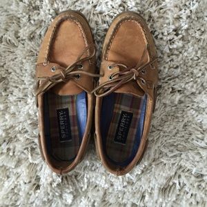 Sperry Topsiders