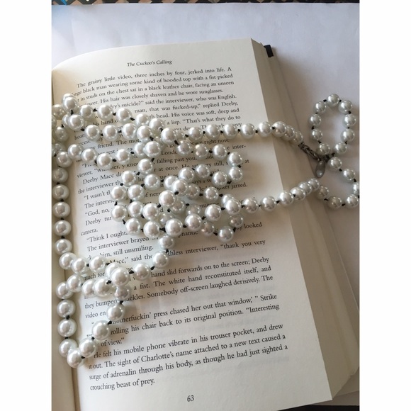 White House|Black Market long chain pearls