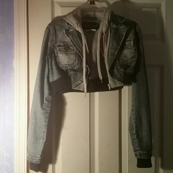 Cute jean jacket crop top