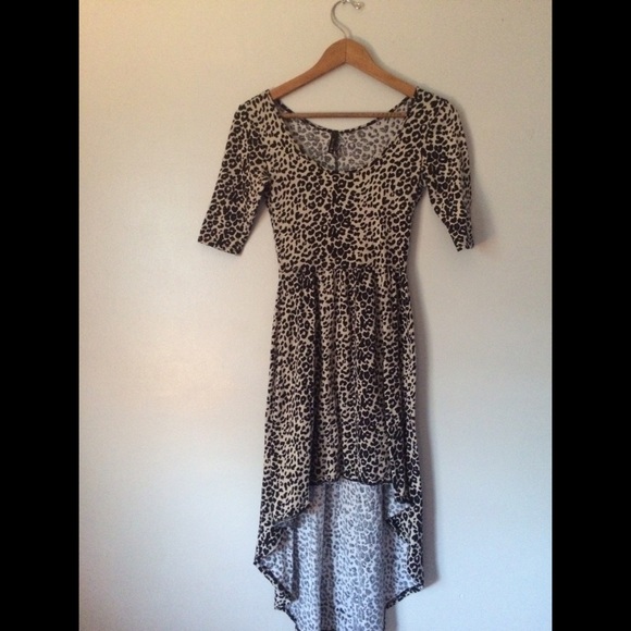 Leaped print high low dress!