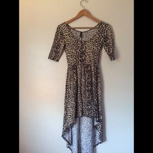Leaped print high low dress!