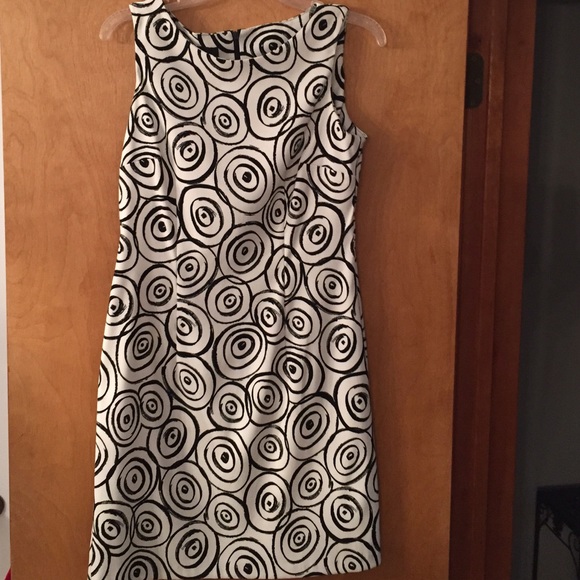 ♦️AB Studio Sheath Dress Size 6