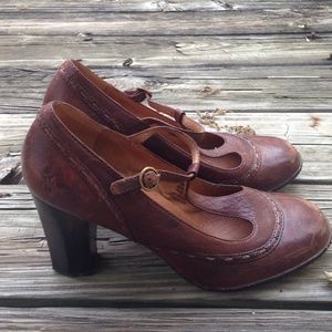 Frye heels brown