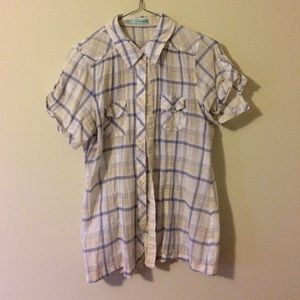 Short sleeve, light top