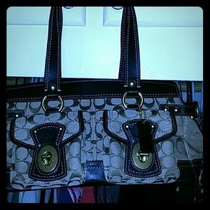 Coach  purse