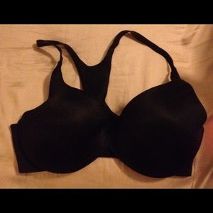 Bundle: 2 Victoria's Secret bras
