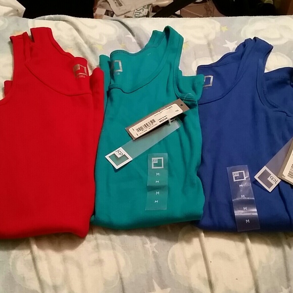 3 M JCPENNEY tanks. NWT