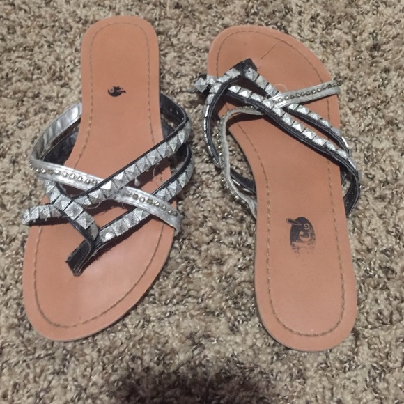 Rue 21 flats
