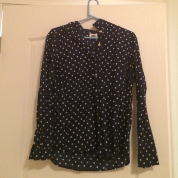 NWOT navy and white polka dot old navy button down