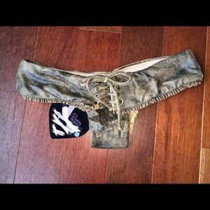 Beach bunny bottoms! Fake leather! Size medium.