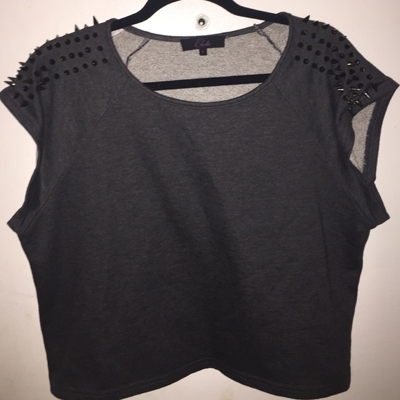 Elodie grey spike sweater top.🎀