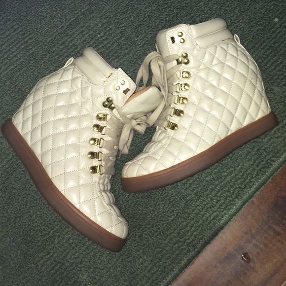 Ivory wedges🎀 - Picture 3 of 3