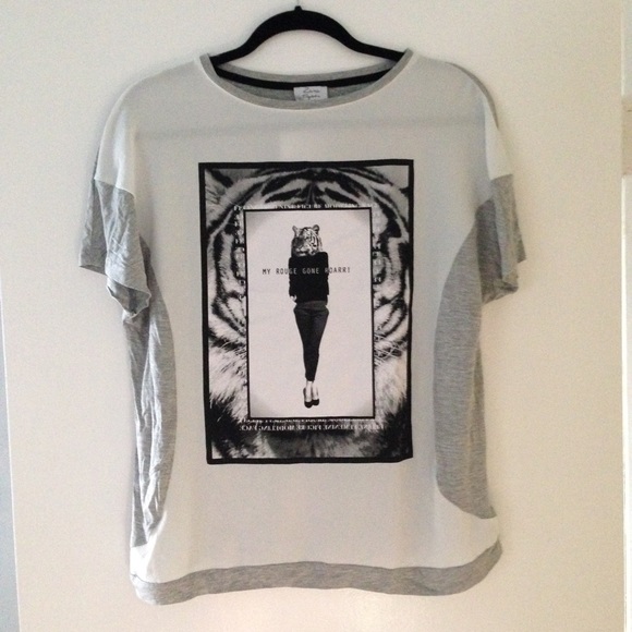 ZARA Basic Tee w/design