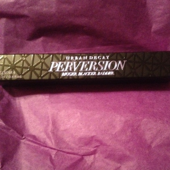 Urban Decay Perversion Mascara NEW in Box