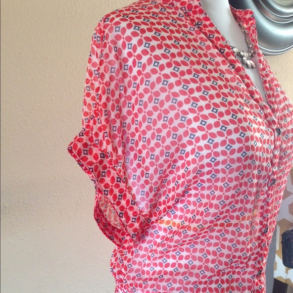 Red/navy pattern top - Picture 3 of 4