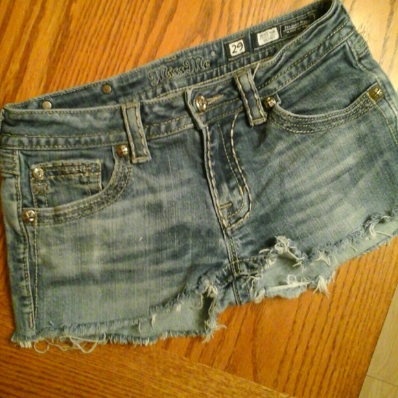 Miss me jean shorts  size 29