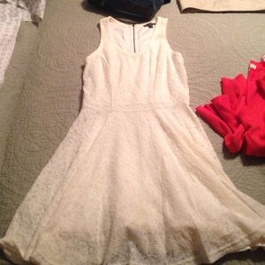 White express sundress with zipper back
