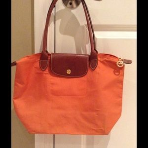 1 Day Sale💕Longchamp Sm LePiliage Tote. Good Cond