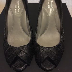 Kenneth cole black heels